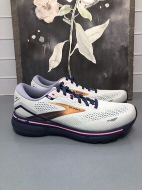 Brooks Ghost 15 Shoes sz 10